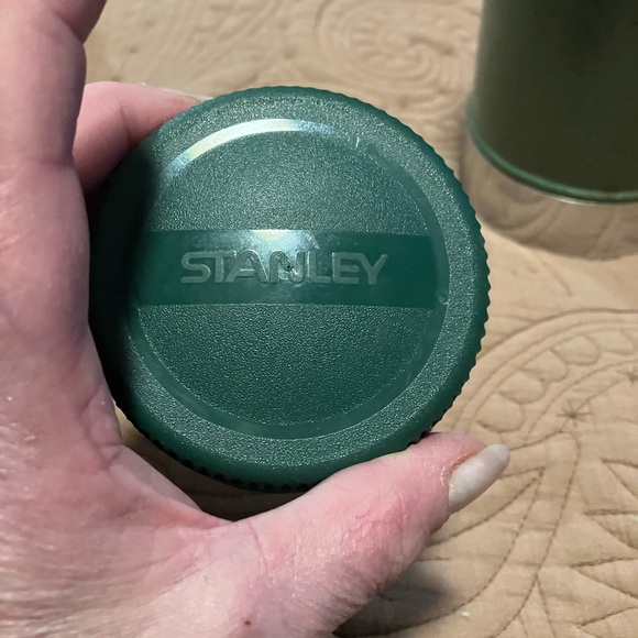 Vintage Stanley Classic Green Vacuum Thermos - Picture 8 of 10